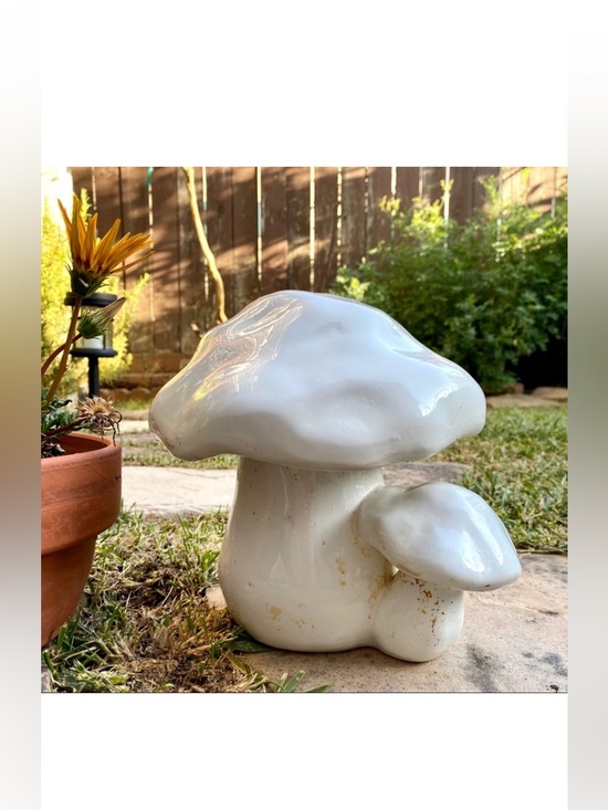 Vintage Other - Vintage 🍄 Large Ceramic Mushroom Duo Figurine Decor